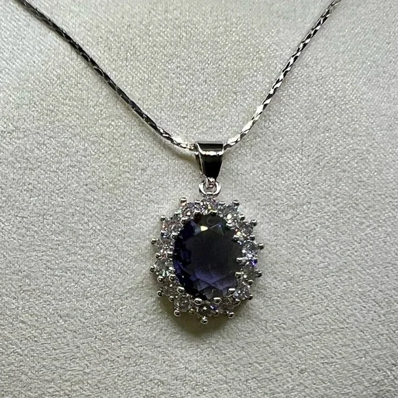 NIB S925 Stamped Silver Amethyst and Zircon Oval Pendant Necklace - Picture 7 of 14